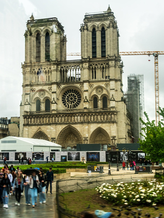 Cathédrale Notre-Dame de Paris, repairing, France