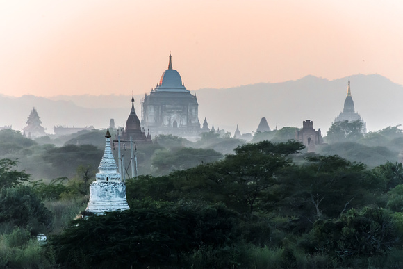 Sunrise from Shwe Gu Gyi Temple in Bagan, Myanmar