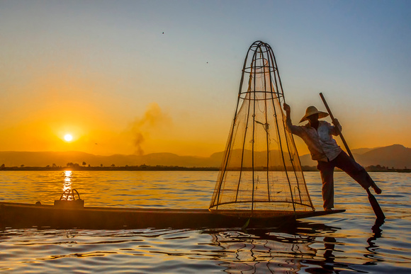 Fishing in the Inle Lake, Myanmar