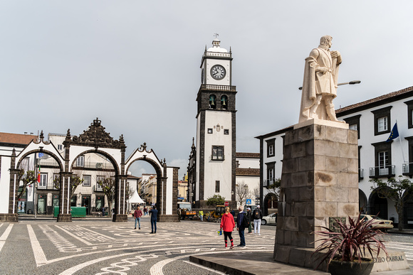 The Portas da Cidade (Gates to Ponta Delgata)